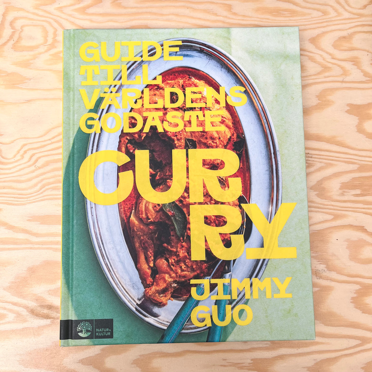Bok - "Guide till världens curry" - Jimmy Guo