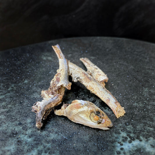 Kokta och torkade sardiner "Niboshi" 80g