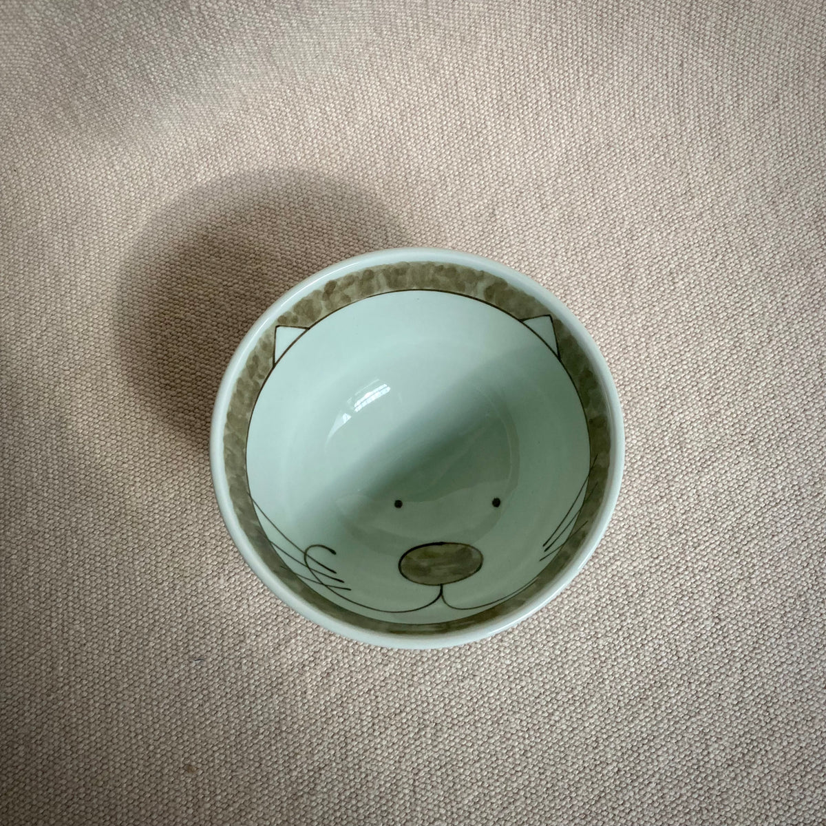 Risskål Katt "Hasamiyaki Neko Karakusa"
